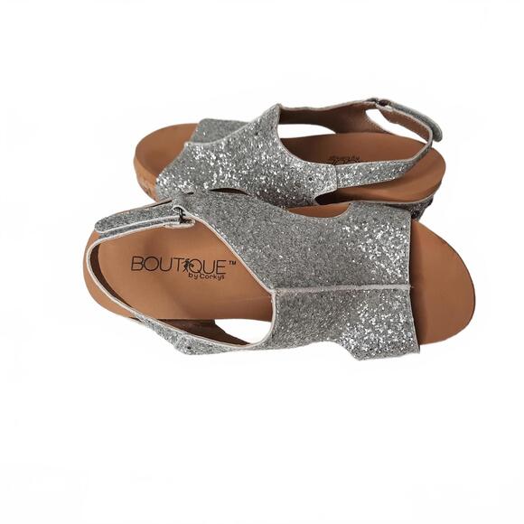 Sold - Picture 2 of 6